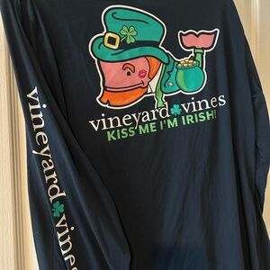 Vineyard Vines Classic St.Patricks Day Navy Tee